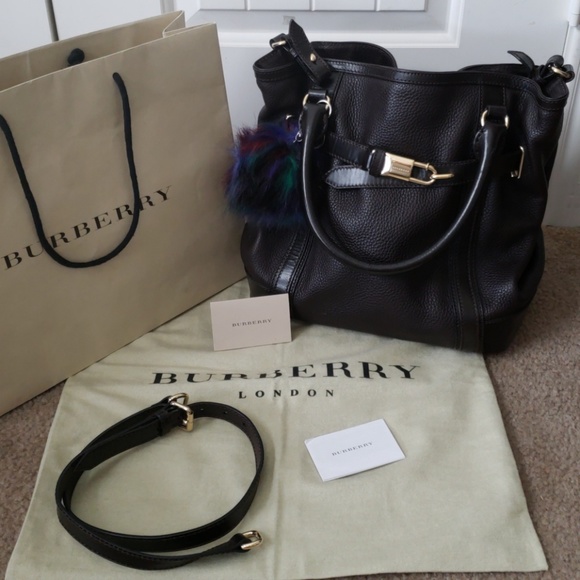 Burberry Handbags - *TEMP PRICE DROP* Burberry Golderton Bridle Tote